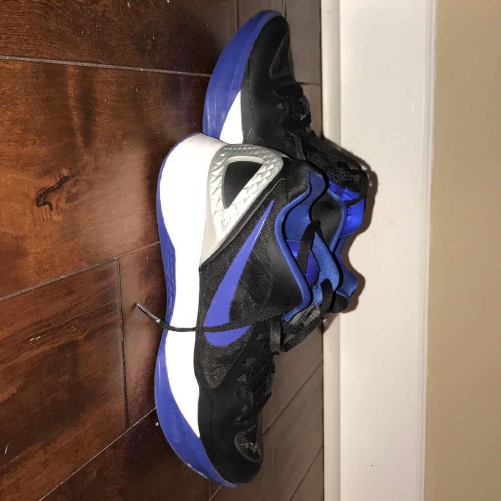 Nike volleyball shoes